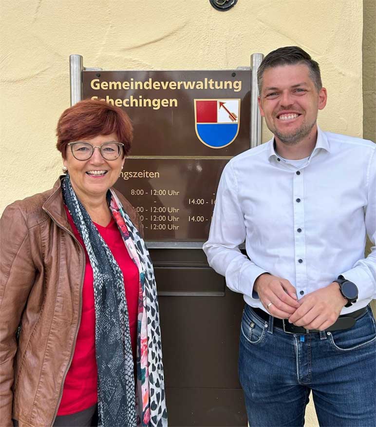 Dr. Inge Gräßle mit Bürgermeister jenninger Schechingen